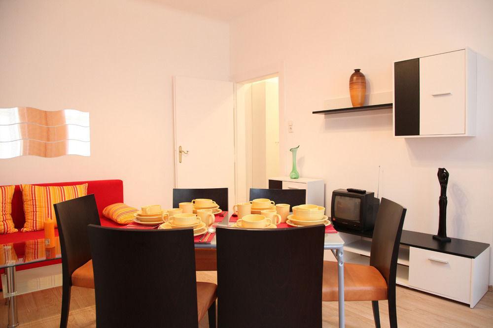 Raisa Randhartingergasse 12 * Wien